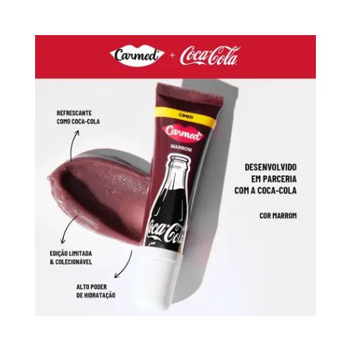 Carmed Coca-Cola Marrom Hidratante Labial com cor